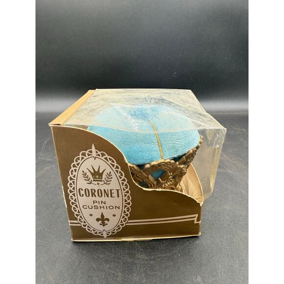 Vintage Light Blue Coronet Pin Cushion in Original Box - missing crown - Picture 5 of 8